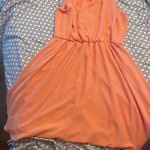 Coral colored dress - Picture 2 of 3